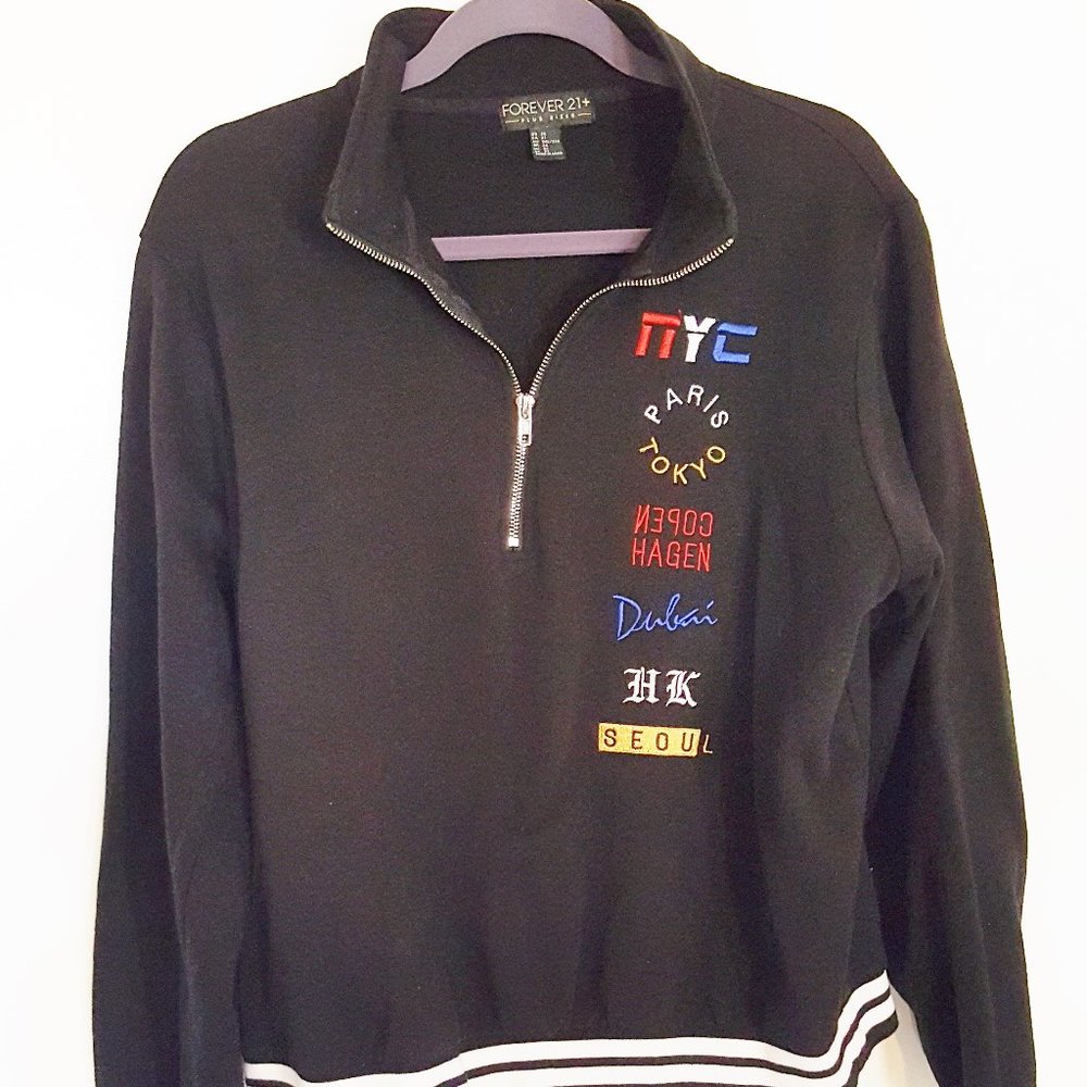 FOREVER 21Womens Sweatshirt 2X V Neck Zip Cities